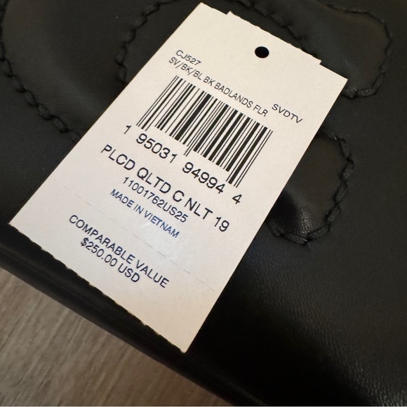 Nolita 19 With Signature Quilting coach cj527 - Picture 6 of 7